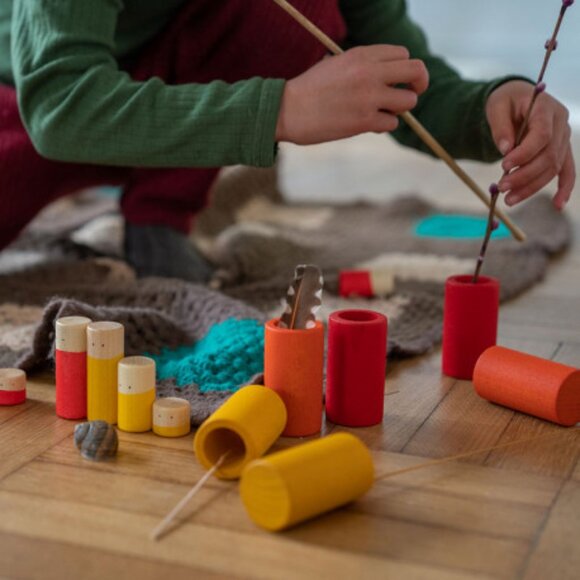 NWT Grapat Wooden Toys LO Set - Basic Colours - Picture 7 of 7